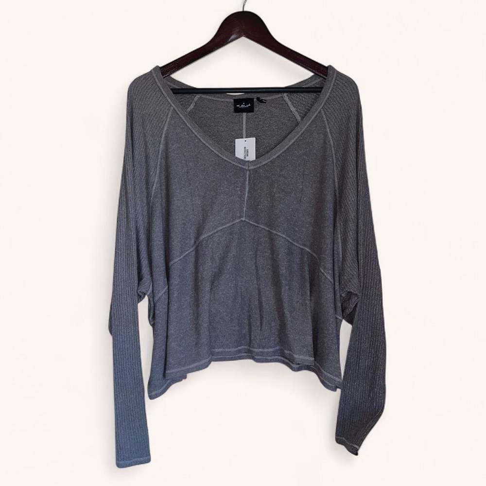 UO Out From Under Soft Cozy Dark Gray Long Sleeve V-Neck Batwing Blocked Sweater